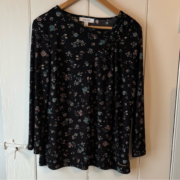 Nine West Tops - Nine West Floral Blouse